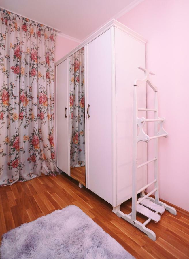 Apartment On Freedom Square Diuma Street Tbilisi Exteriér fotografie